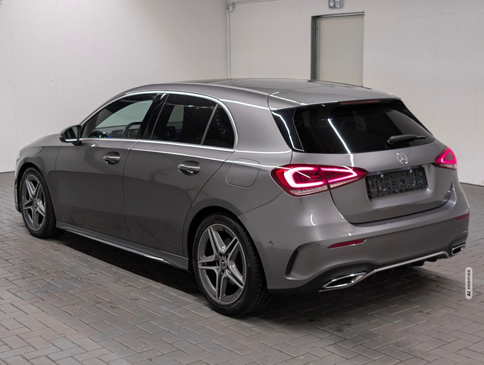 Mercedes-Benz AMG-Line LED/Nav/Burmester/Pano/360°/SHZ