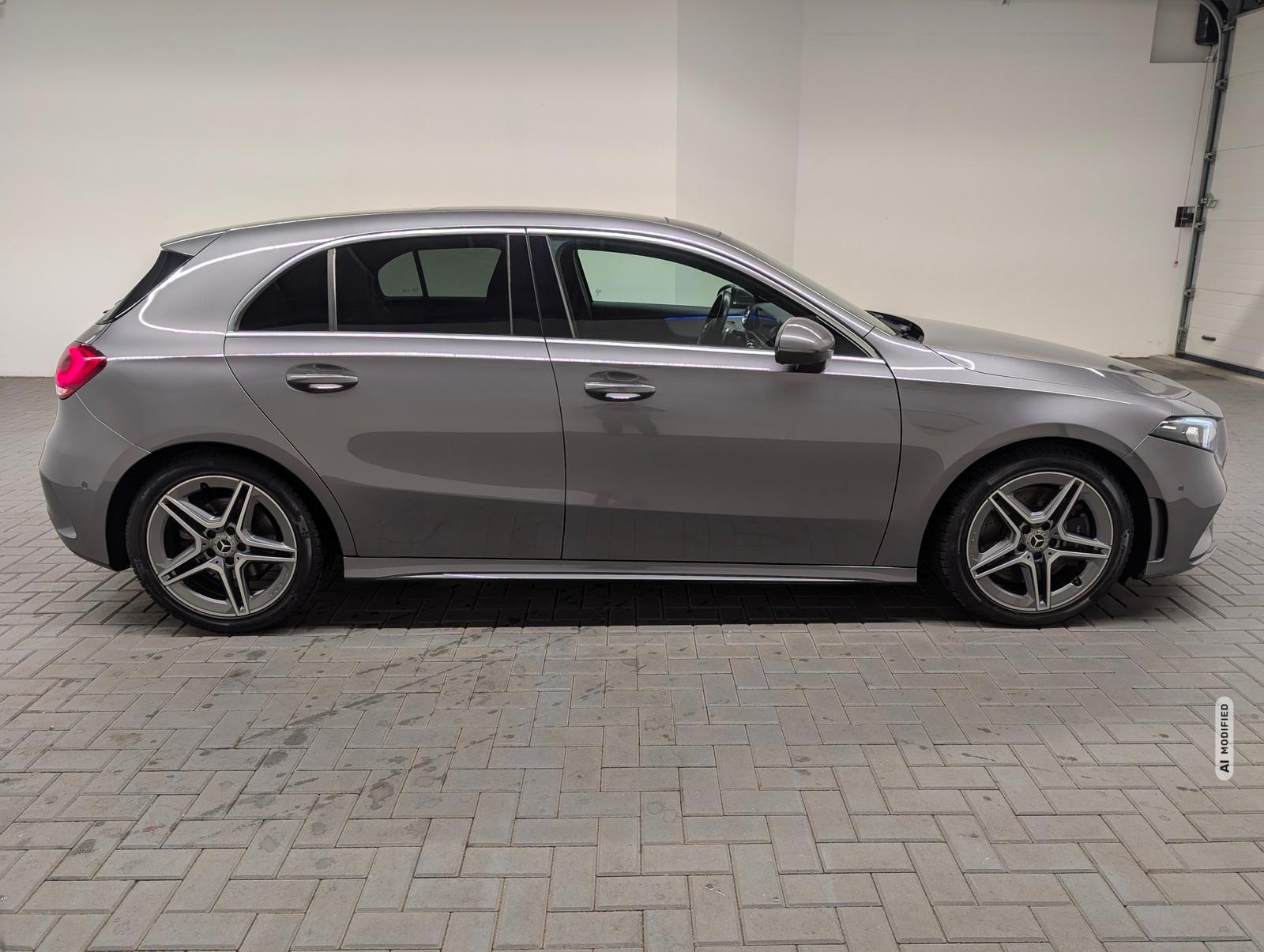 Mercedes-Benz AMG-Line LED/Nav/Burmester/Pano/360°/SHZ