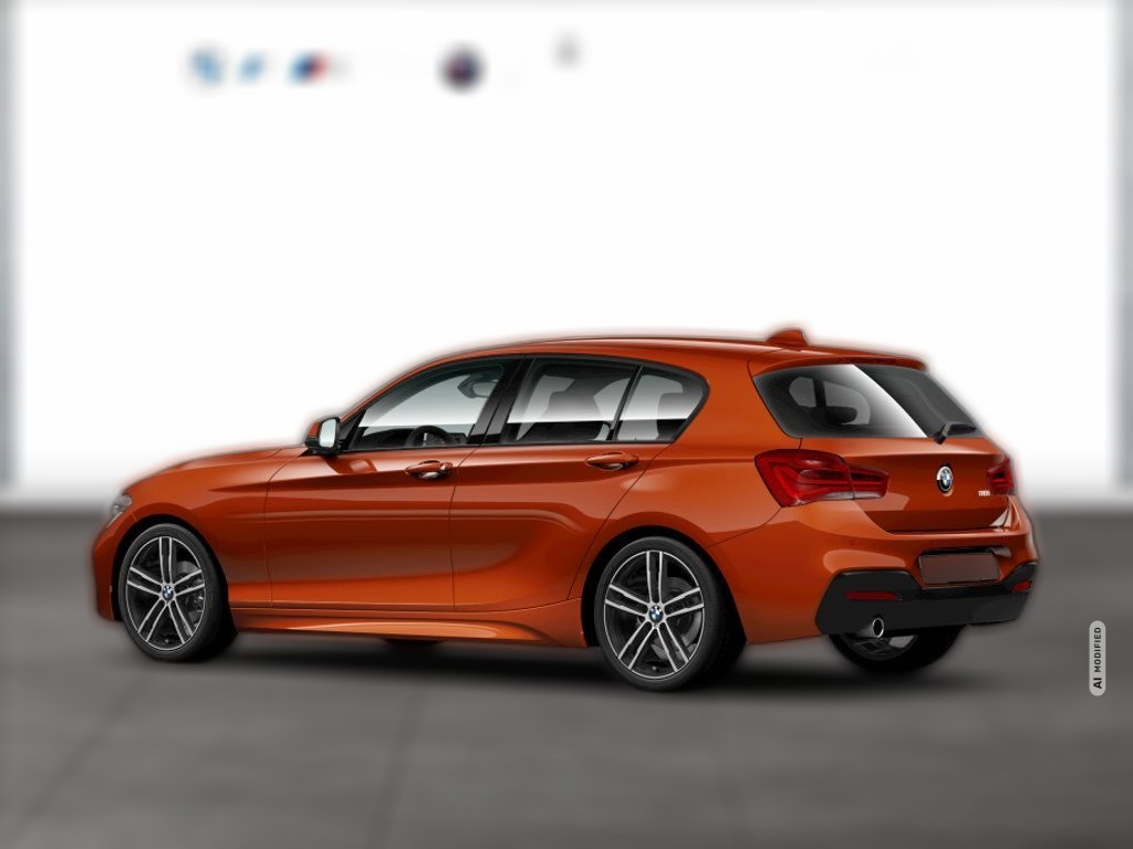 BMW 118 5-TÜRER M SPORT NAVI BUSINESS LED GRA PDC HIFI DURCHLADE