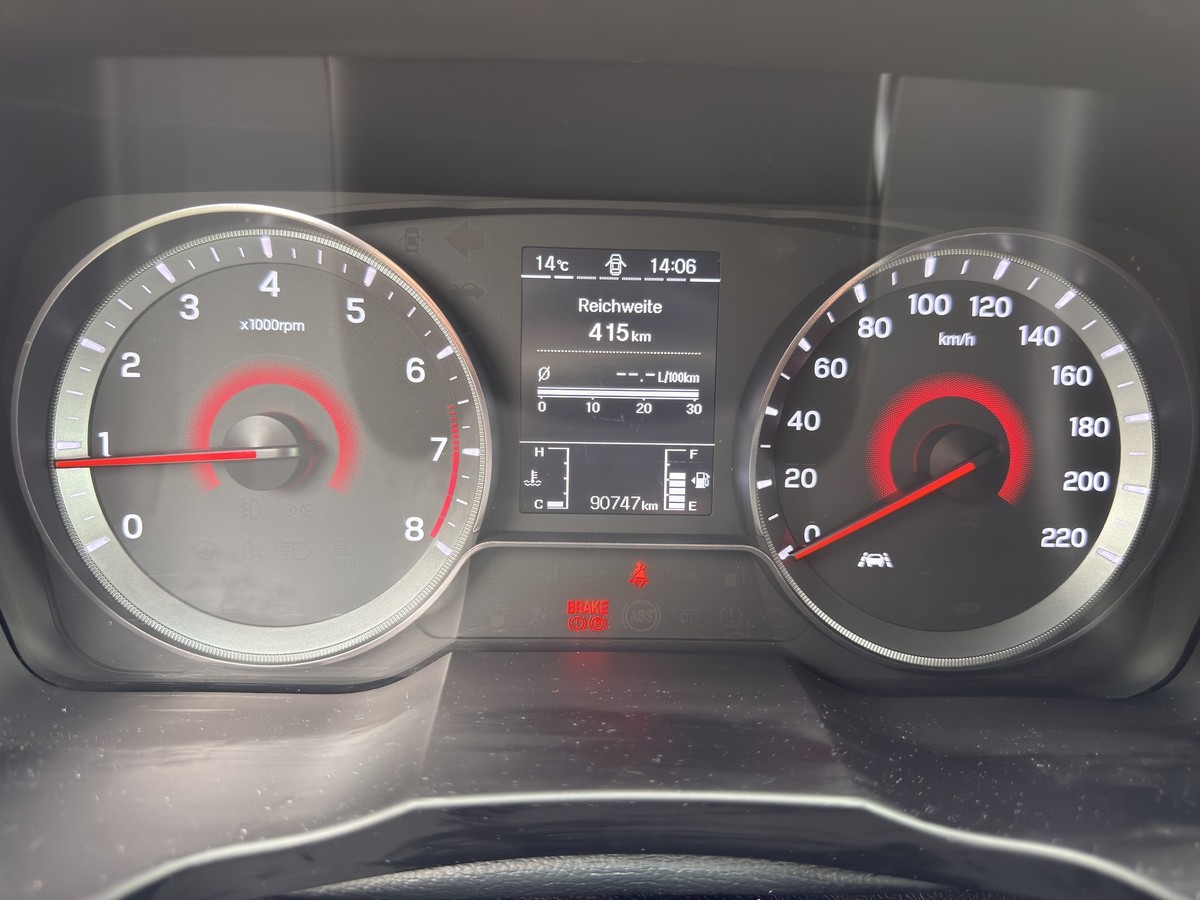 Ssangyong Tivoli 1.5 FIZZ 2WD 6MT
