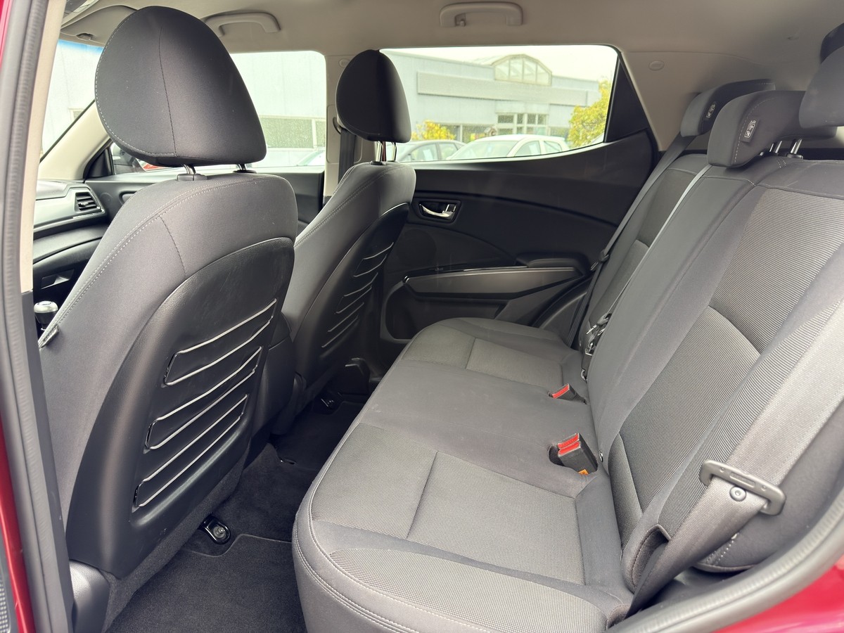 Ssangyong Tivoli 1.5 FIZZ 2WD 6MT