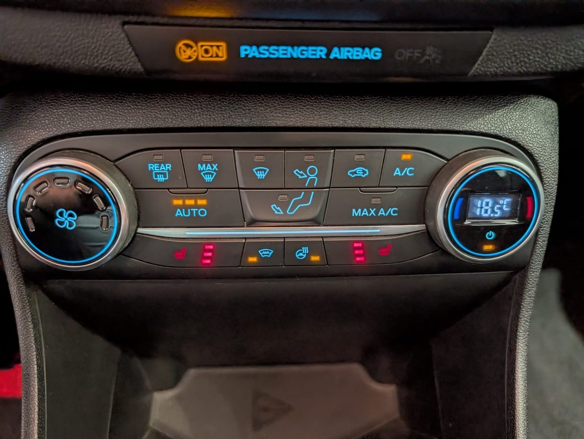 Ford Fiesta Automatik 1.Hand Winterpaket