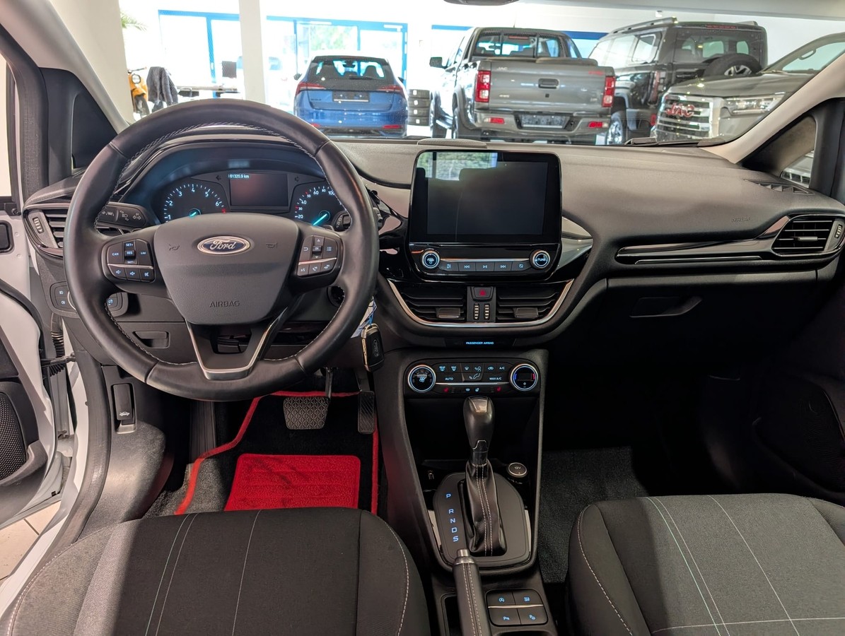 Ford Fiesta Automatik 1.Hand Winterpaket