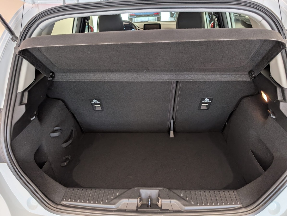 Ford Fiesta Automatik 1.Hand Winterpaket