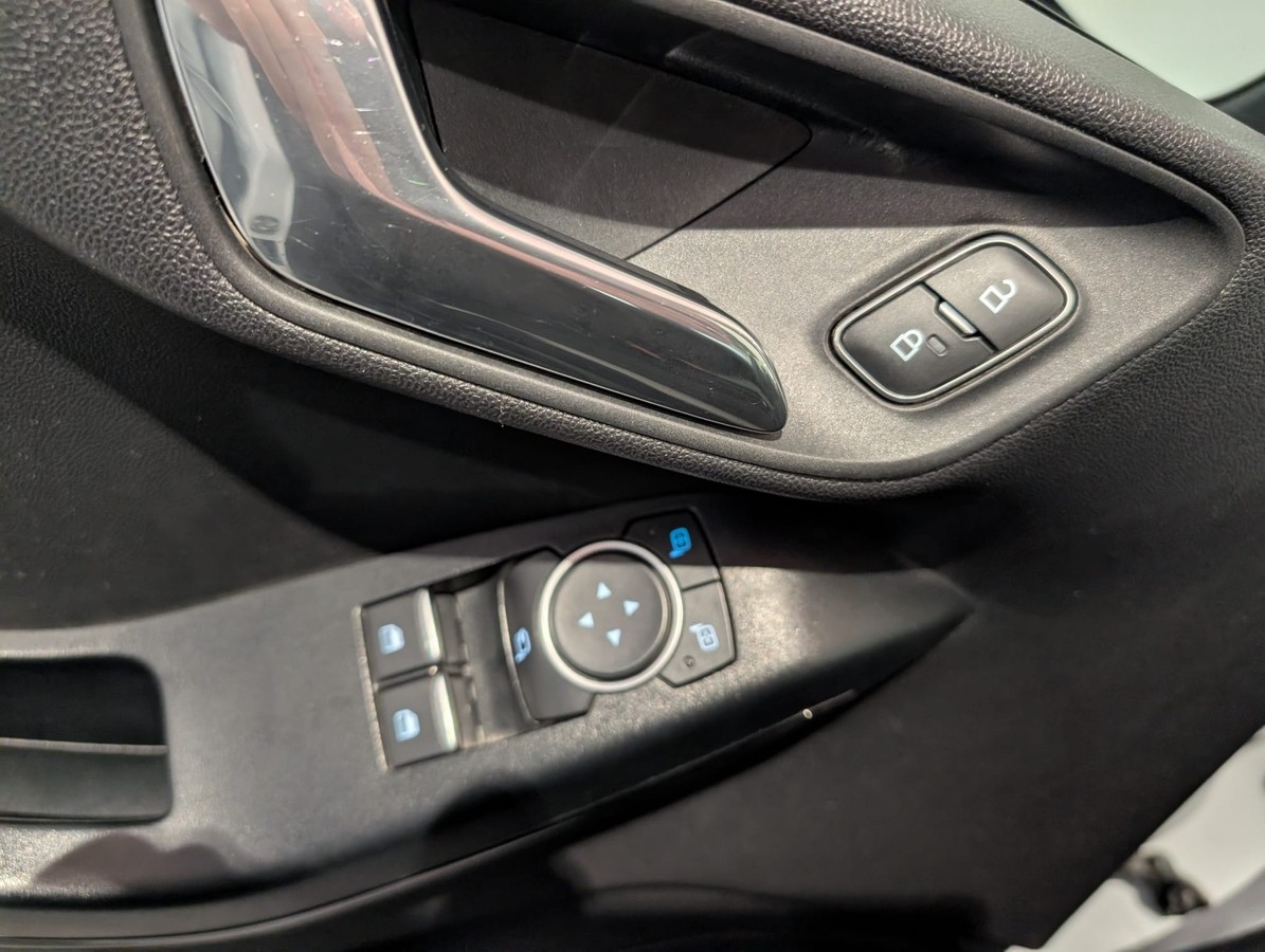 Ford Fiesta Automatik 1.Hand Winterpaket