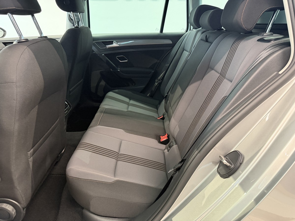 Volkswagen Golf Variant Golf VII Variant 1.4 TSI *8-Fach*Temp*AHK*