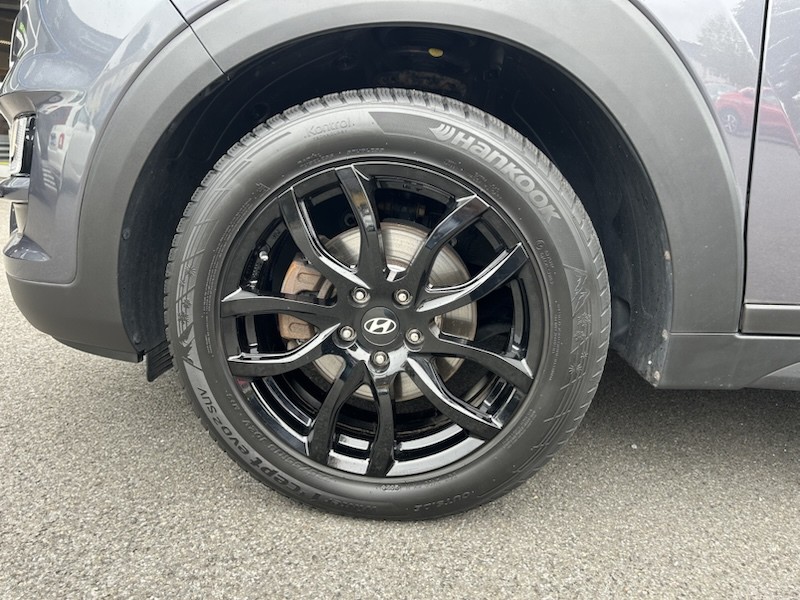 Hyundai Tucson 1.6 TREND AUTOM*KLIMA*SHZG*NAVI*BTH*ALU*PDC*R-CAM