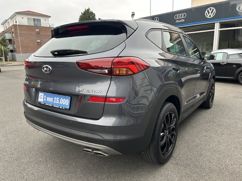 Hyundai Tucson 1.6 TREND AUTOM*KLIMA*SHZG*NAVI*BTH*ALU*PDC*R-CAM