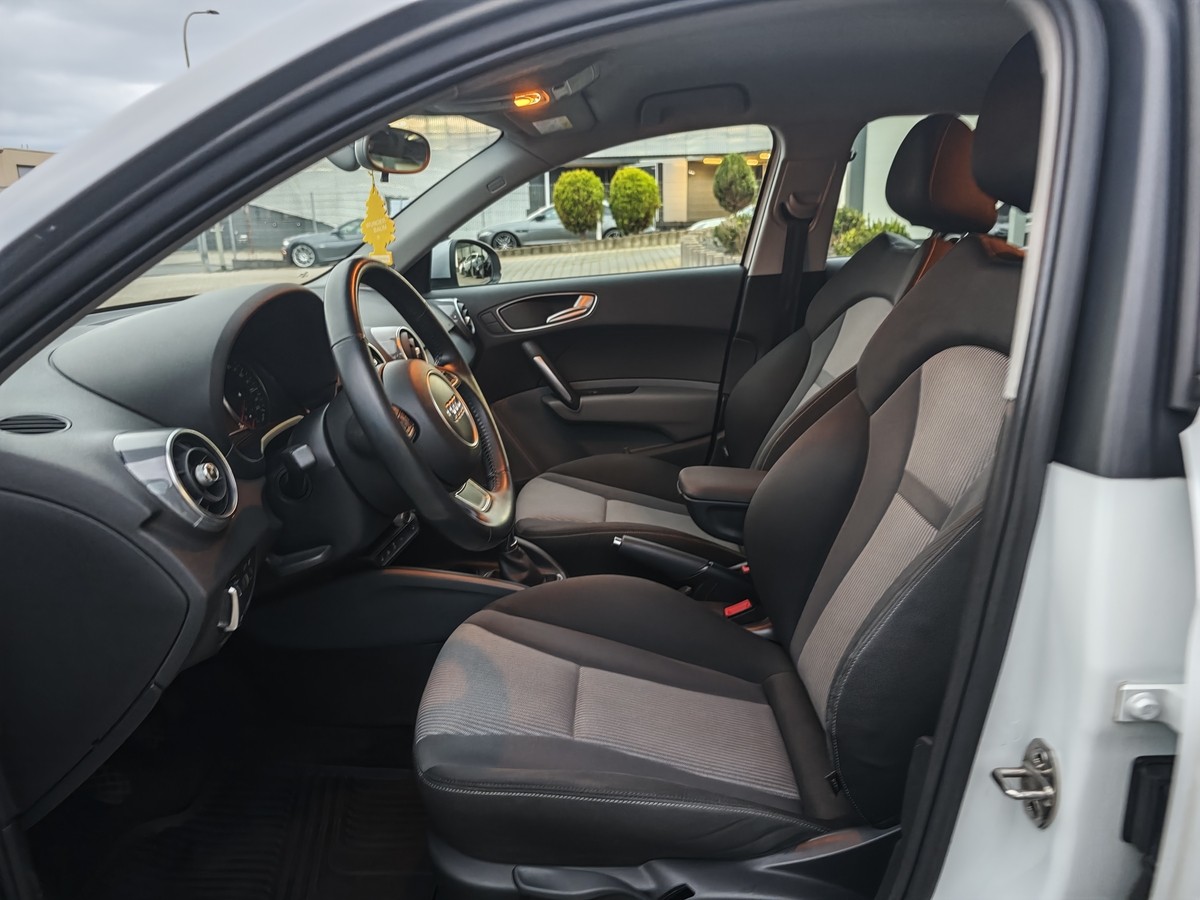 Audi A1 1.0 TFSI Sportback design ultra SHZ Navi 