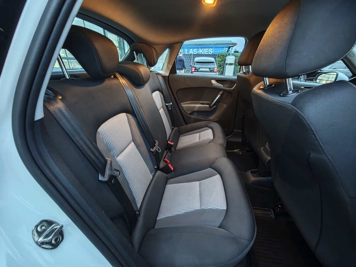 Audi A1 1.0 TFSI Sportback design ultra SHZ Navi 