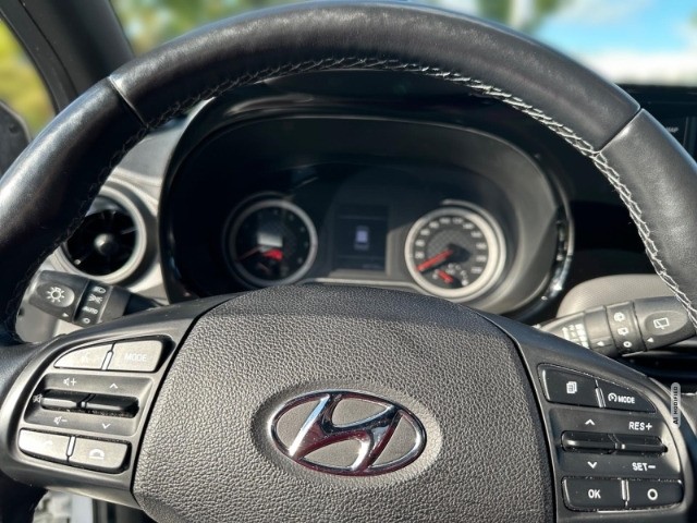 Hyundai i10 Connect & Go Navi Apple CarPlay Android Auto DAB SHZ LenkradHZG Spurhalteass