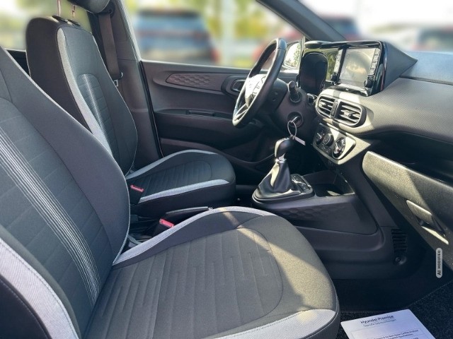 Hyundai i10 Connect & Go Navi Apple CarPlay Android Auto DAB SHZ LenkradHZG Spurhalteass