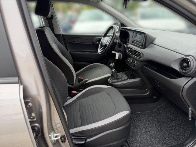 Hyundai i10 1.0 Select +RADIO+TEMPOMAT+SHZ+KLIMA+UVM+