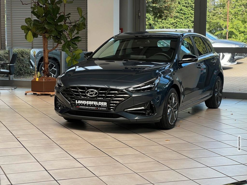 Hyundai i30 Hyundai 1.0 T-GDI Ed. 30+/SHZ/BT/USB/LHZ