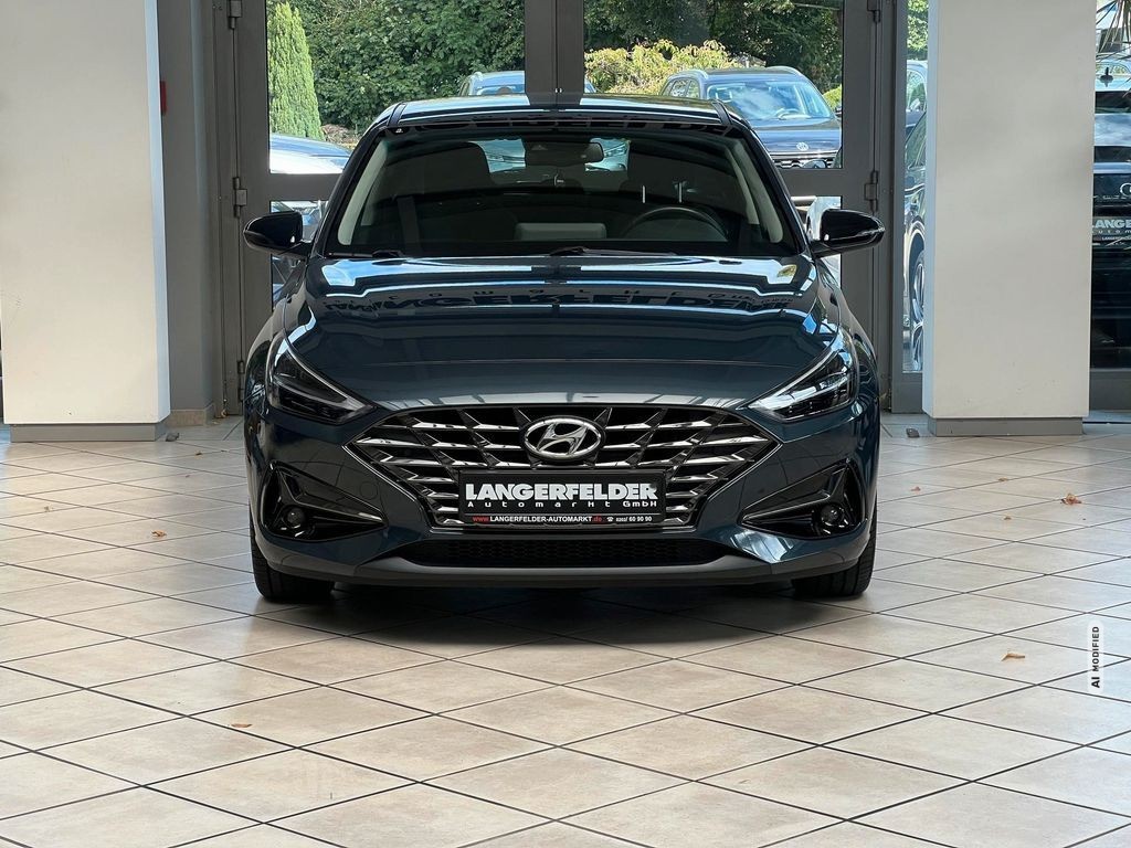 Hyundai i30 Hyundai 1.0 T-GDI Ed. 30+/SHZ/BT/USB/LHZ