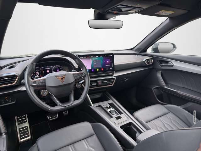 Cupra Formentor VZ 1.4 e-Hybrid DSG / KAMERA360 / LEDER / 19-ZOLL