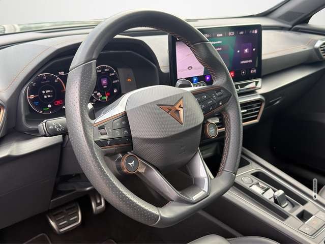 Cupra Formentor VZ 1.4 e-Hybrid DSG / KAMERA360 / LEDER / 19-ZOLL
