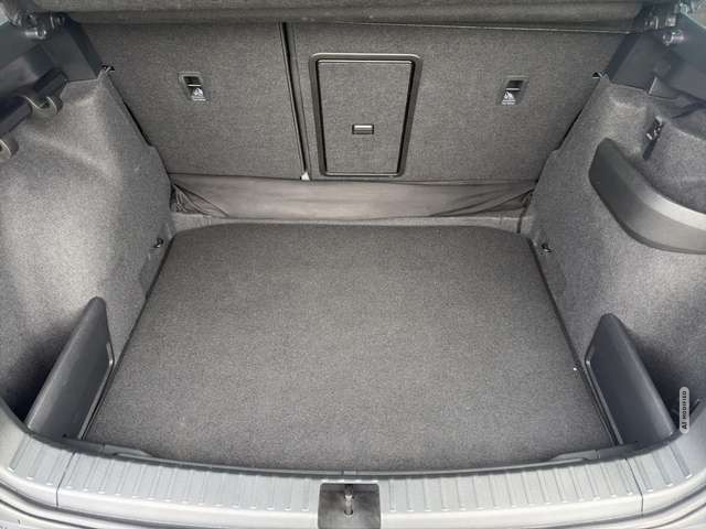 Skoda Karoq Skoda Karoq 1.5 TSI Clever DSG / KLIMA / NAVI / KA