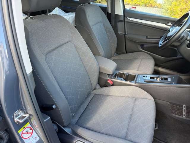 Volkswagen Golf VIII Lim. Life