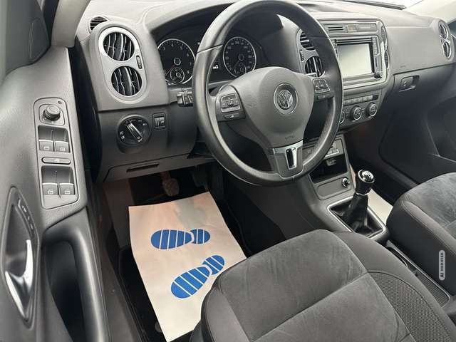 Volkswagen Tiguan R-LINE Sport & Style BMT 
