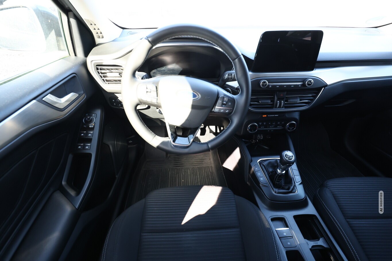 Ford Focus Turnier 1.0 EcoBoost 125 Titanium X Nav