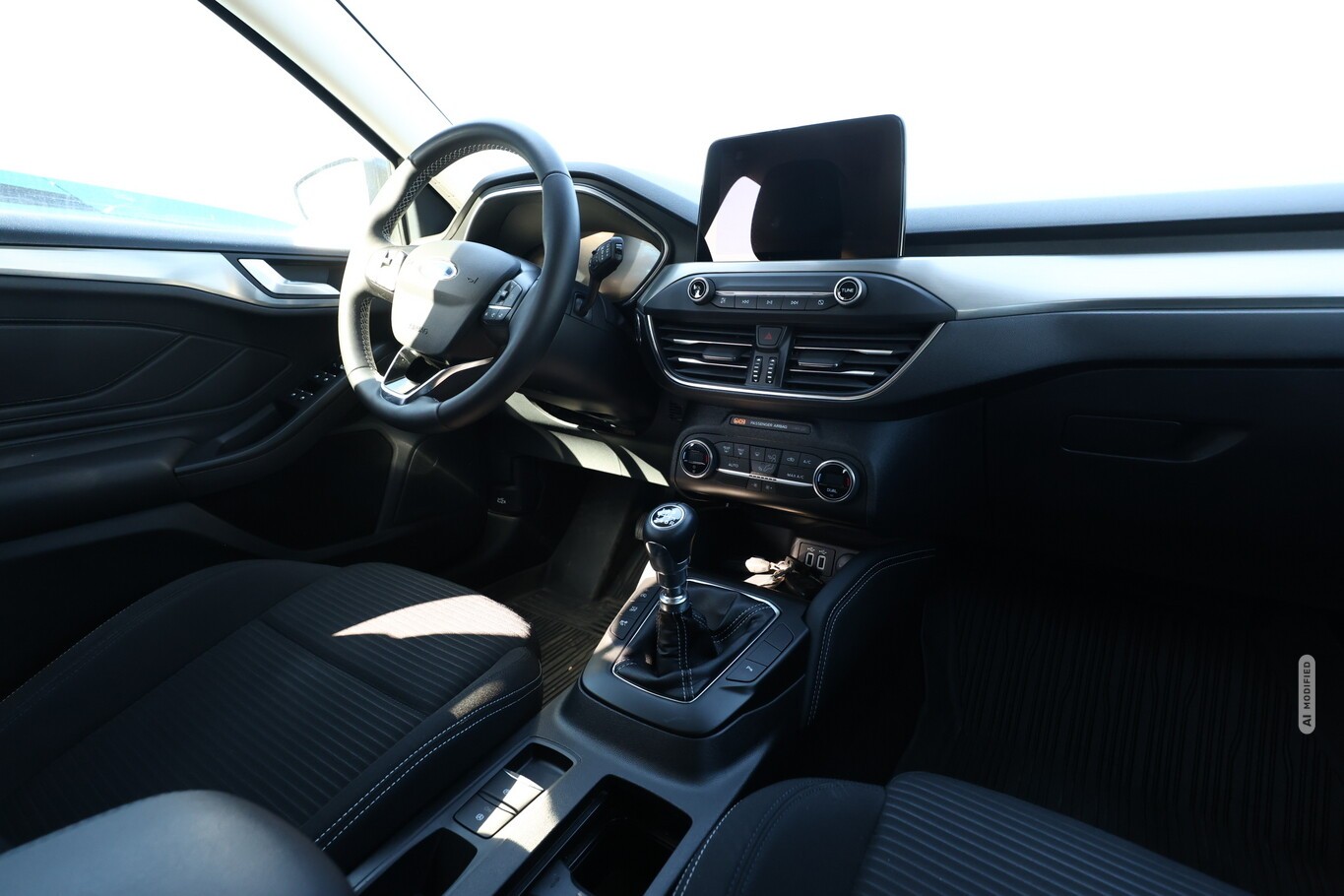 Ford Focus Turnier 1.0 EcoBoost 125 Titanium X Nav