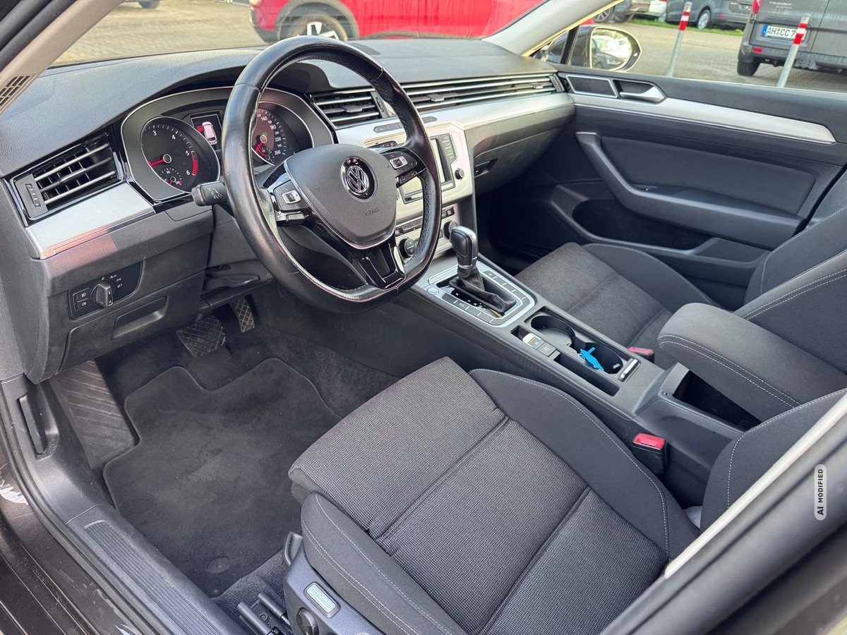 Volkswagen Passat Variant 2.0 TDI*Comfortline*ACC*AHK