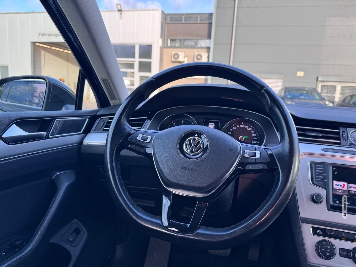 Volkswagen Passat Variant 2.0 TDI*Comfortline*ACC*AHK