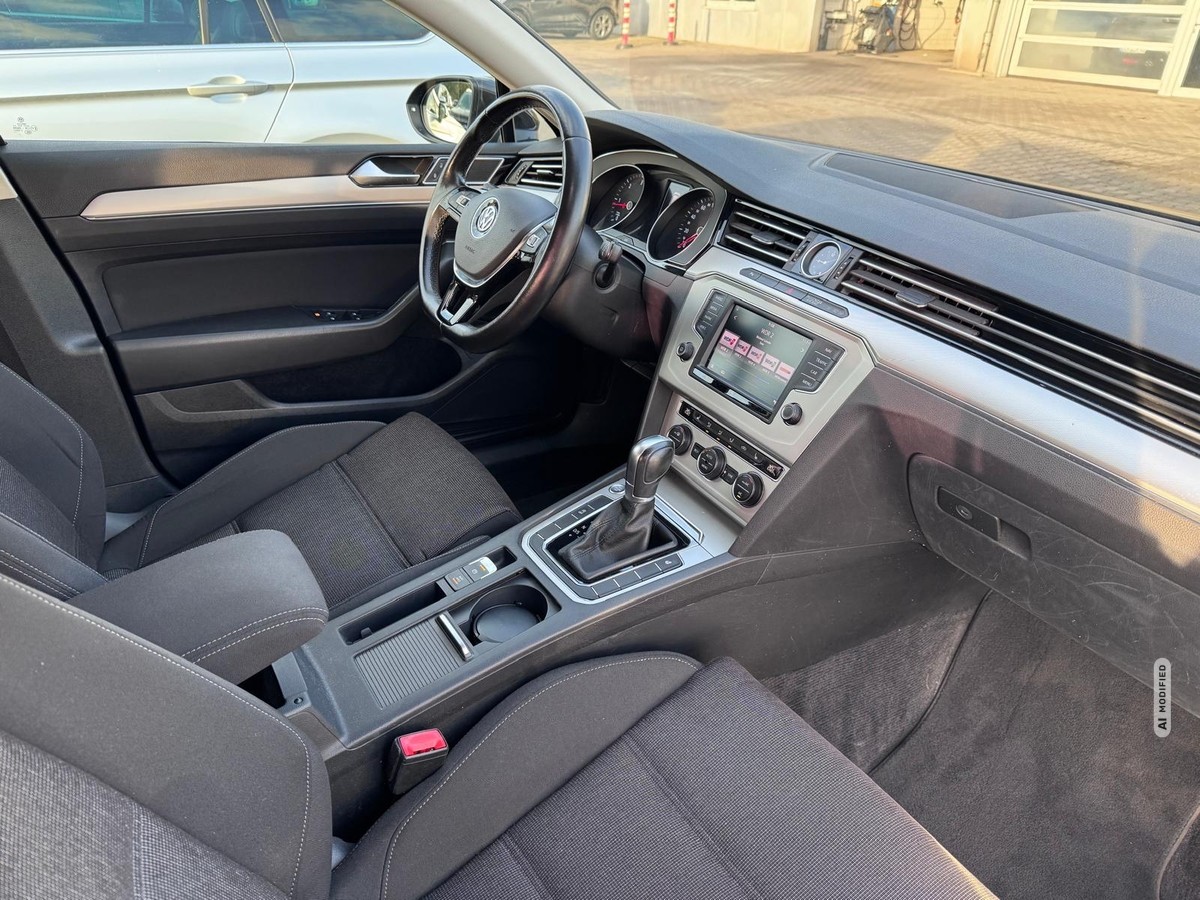 Volkswagen Passat Variant 2.0 TDI*Comfortline*ACC*AHK