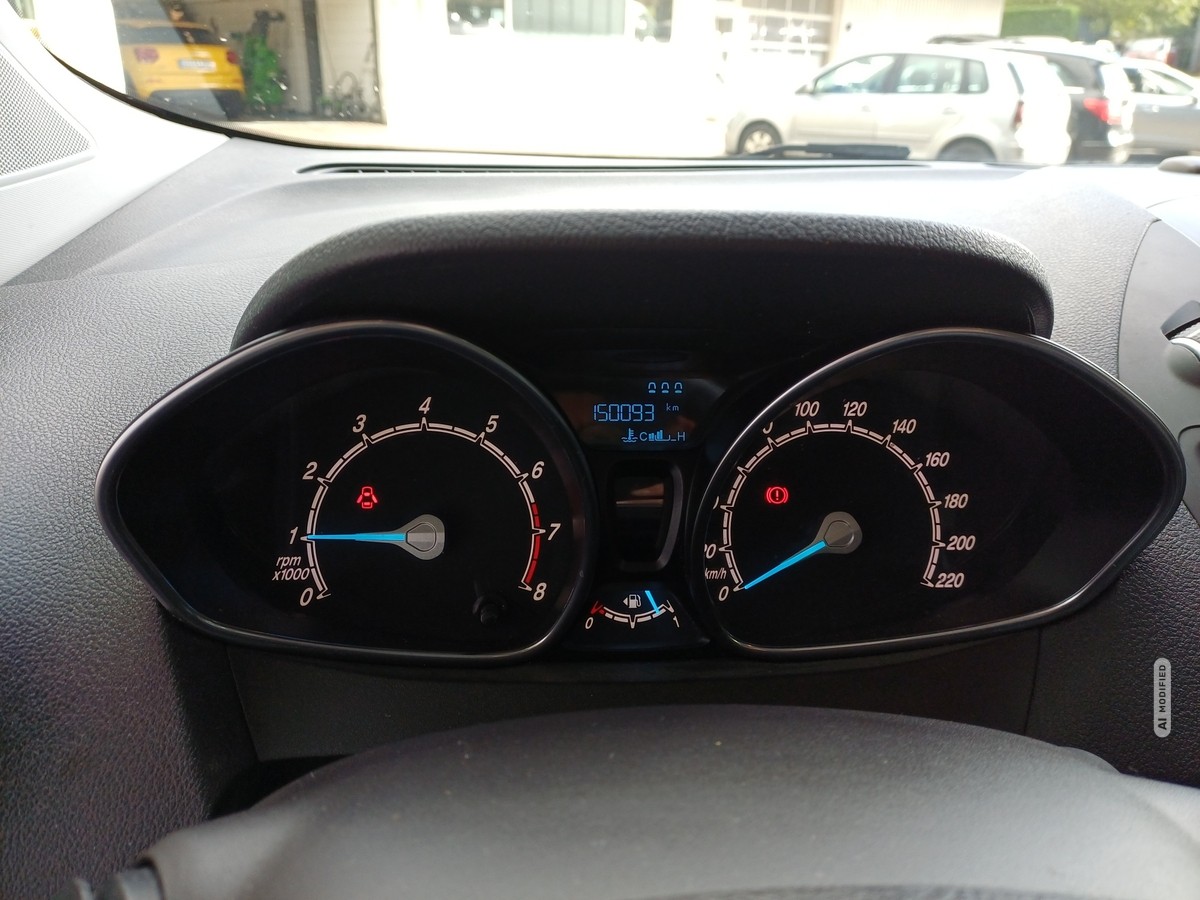 Ford Tourneo Courier 1.0 EB Titanium*SHZ*TEMPO*PRIVACY*ALU*BT*AHK