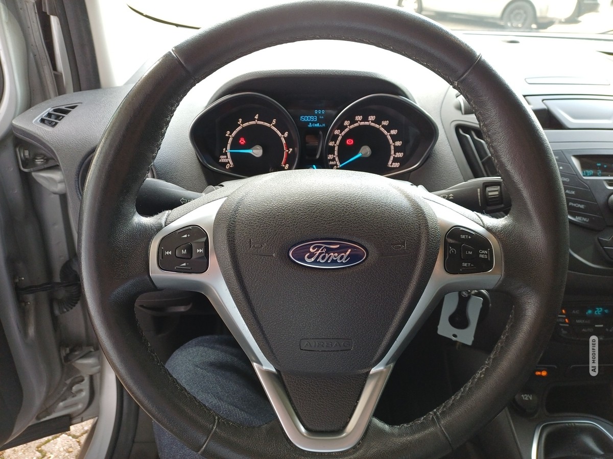 Ford Tourneo Courier 1.0 EB Titanium*SHZ*TEMPO*PRIVACY*ALU*BT*AHK