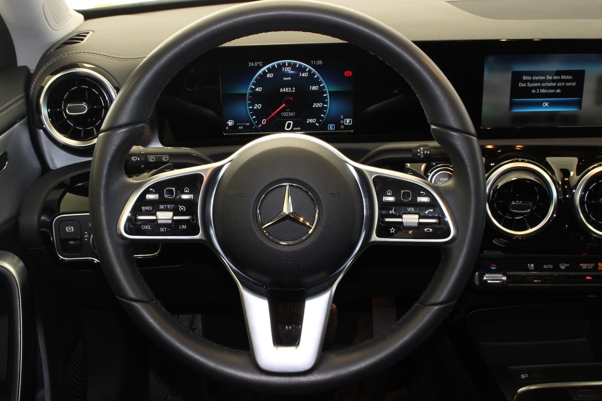 Mercedes-Benz A 180 Progressive LED NAVI LEDER