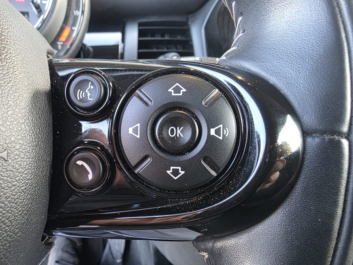 MINI Cooper S John Cooper Works/17000KM/KlappenAGA/LED/Temp.