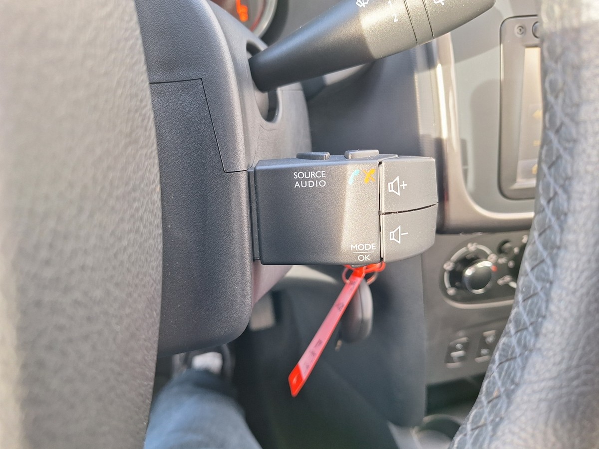 Dacia Sandero Stepway Klima*Einparkhilfe*Bluetooth*Allwetter