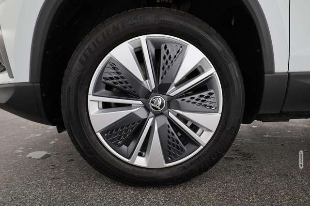 Skoda Karoq 1.5 TSI Style, AHK, Pano, LED, Navi, Kamera, 1. Ha