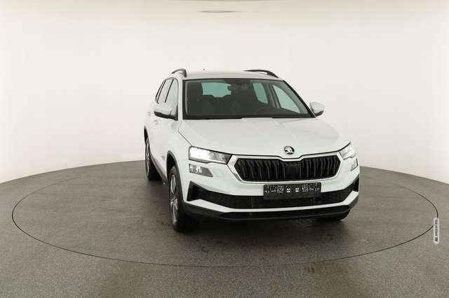 Skoda Karoq 1.5 TSI Style, AHK, Pano, LED, Navi, Kamera, 1. Ha
