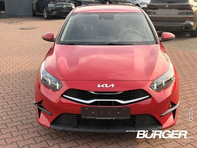 Kia cee'd / Ceed 1.5 Voll LED Kamera APP SitzHZG Klimaautomatik beh