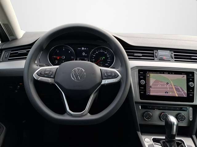 Volkswagen Passat Variant 2.0 TDI Conceptline DSG / NAVI / LED / SITZHEIZUNG