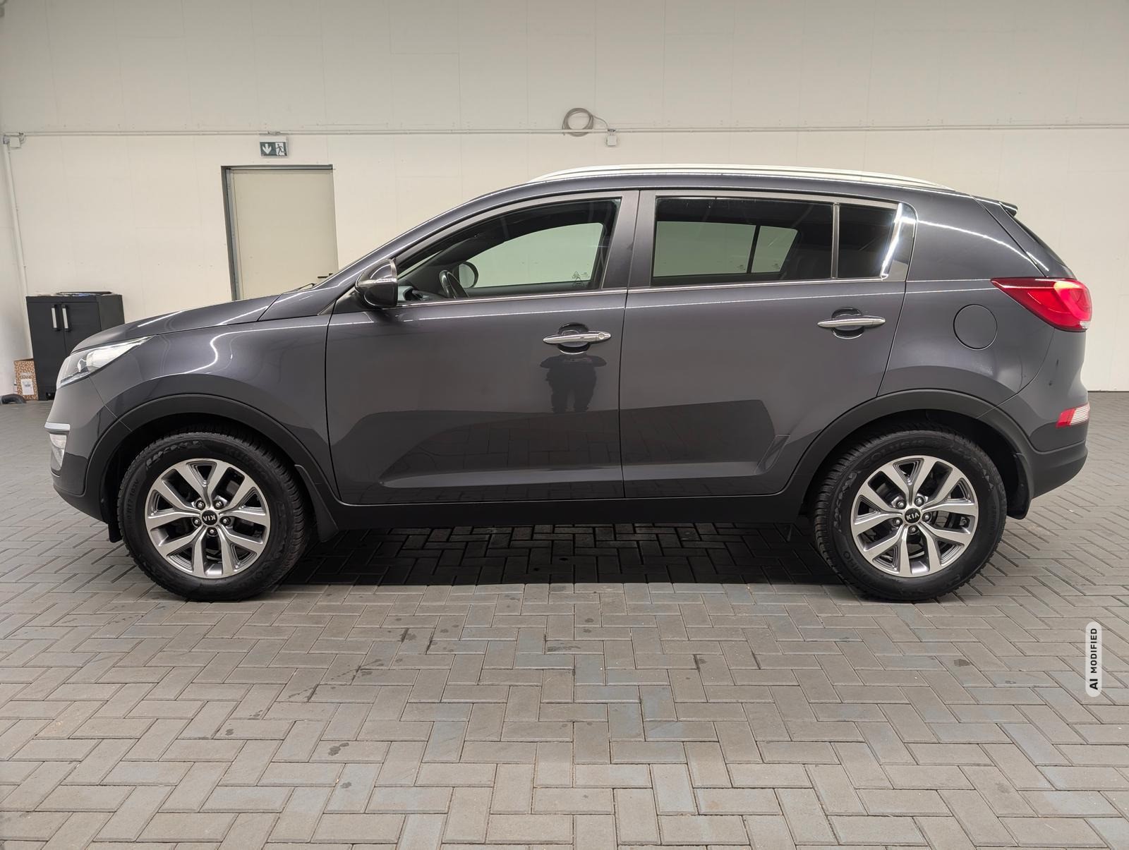 Kia Sportage Navi/Klimaaut/SHZ/PDC/Kam/AHK/GRA/17-LM