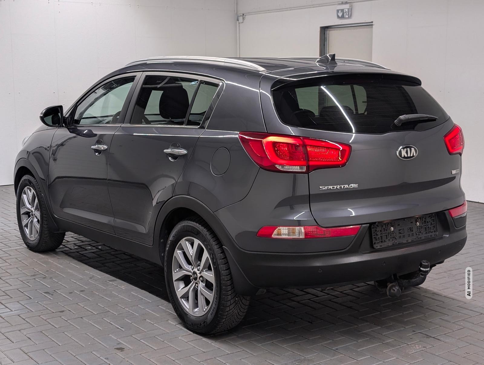 Kia Sportage Navi/Klimaaut/SHZ/PDC/Kam/AHK/GRA/17-LM