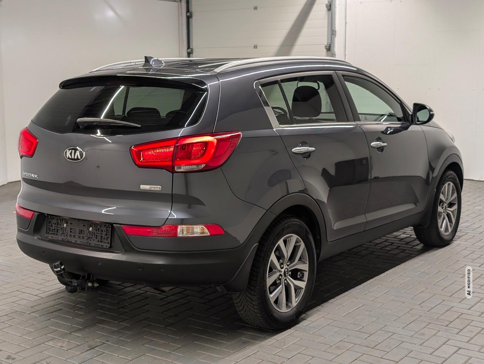 Kia Sportage Navi/Klimaaut/SHZ/PDC/Kam/AHK/GRA/17-LM