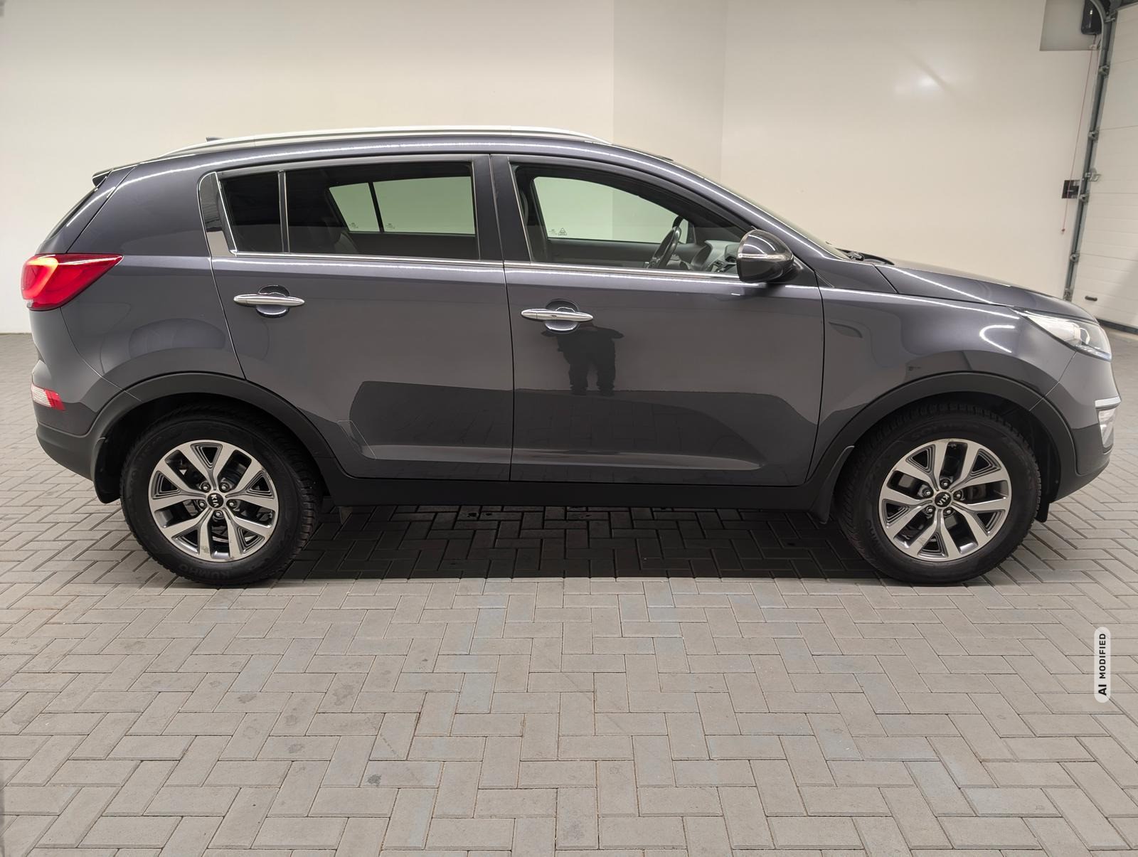 Kia Sportage Navi/Klimaaut/SHZ/PDC/Kam/AHK/GRA/17-LM