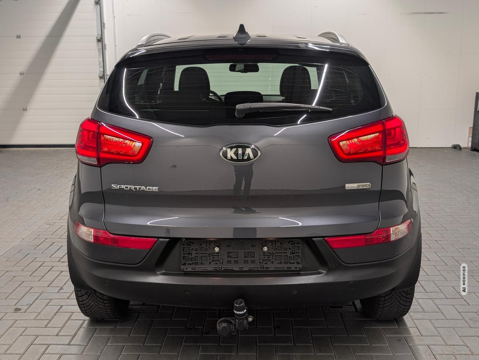 Kia Sportage Navi/Klimaaut/SHZ/PDC/Kam/AHK/GRA/17-LM