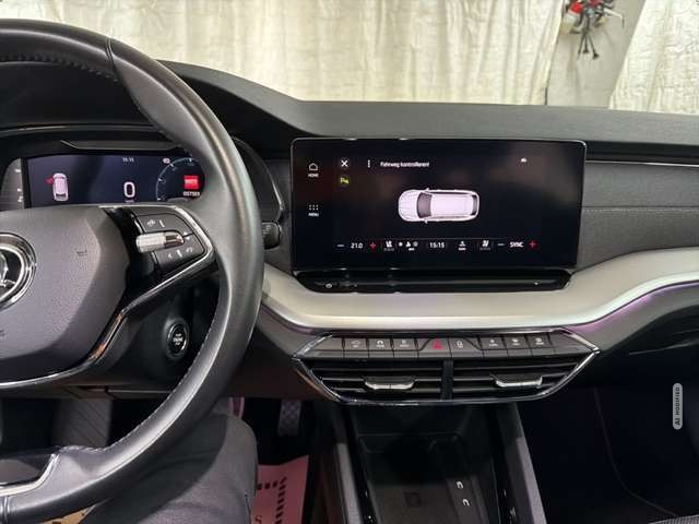 Skoda Octavia 2.0TDI Style LEDER NAVI LED SITZLÜFTUNG