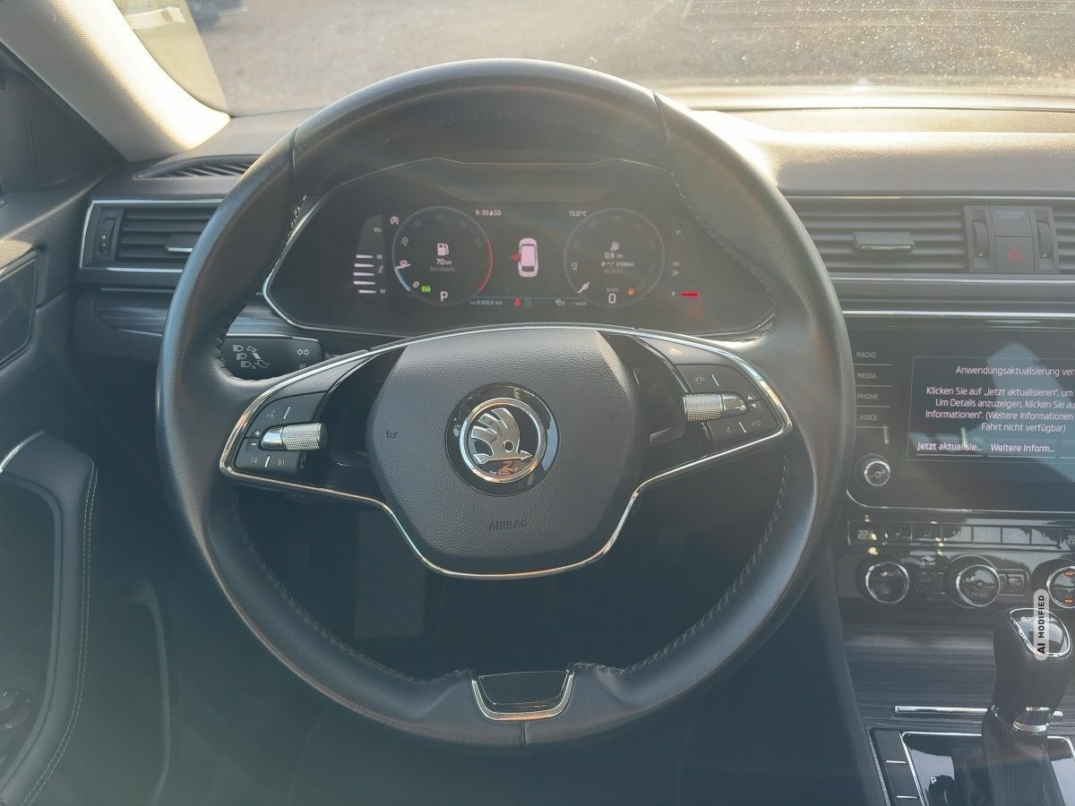Skoda Superb Combi 1.5 TSI ACT Style ACC,AUTOM.,LED,LM