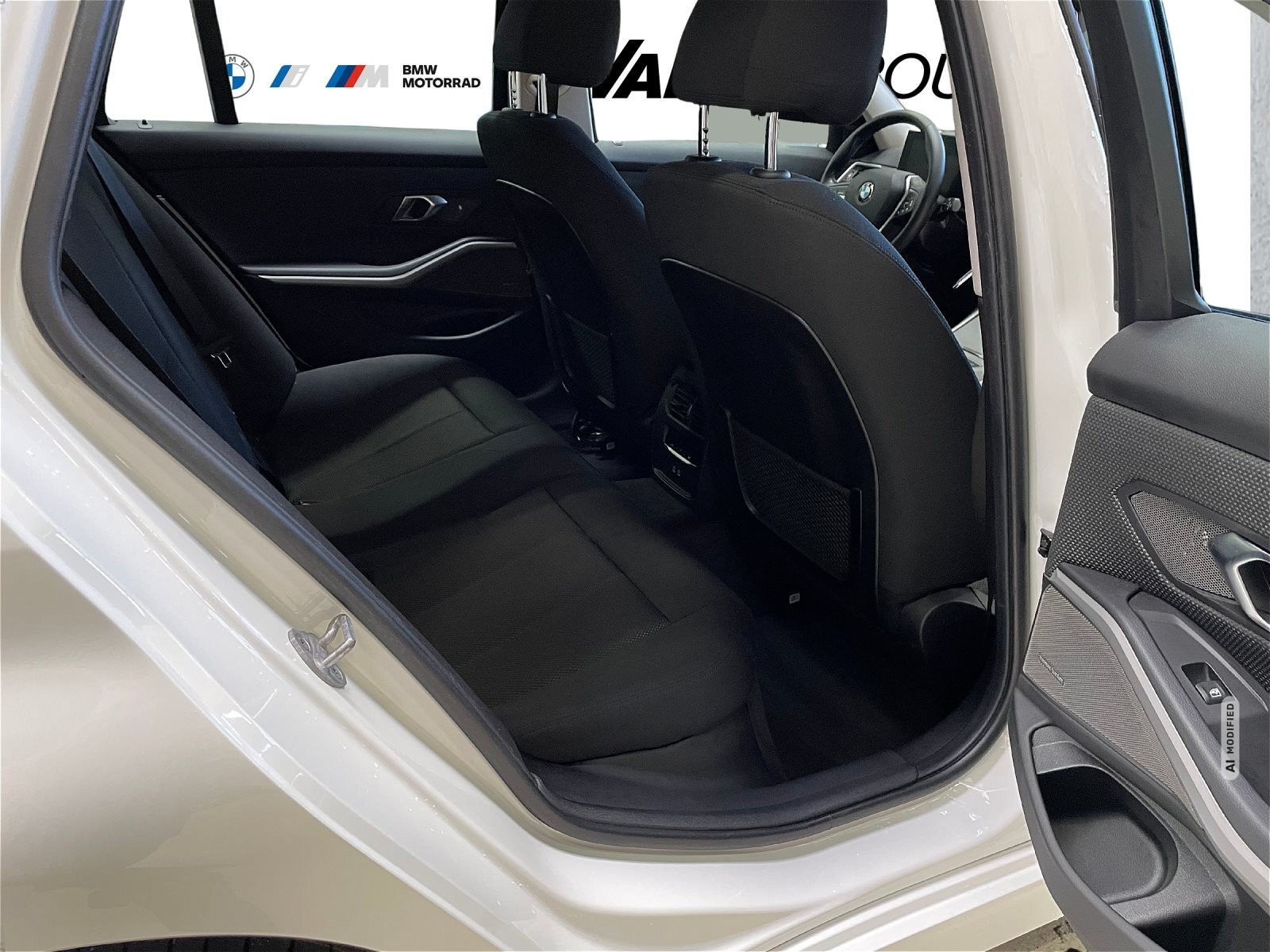 BMW 318 TOURING H&K HIFI DRIVING ASS. WIDESCREEN