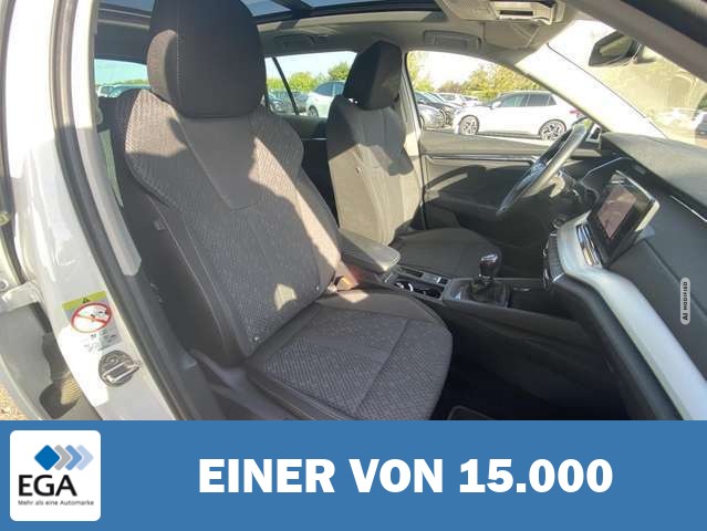Skoda Octavia Combi 2.0 TDI STYLE AHK+PANORAMA+HEAD-UP
