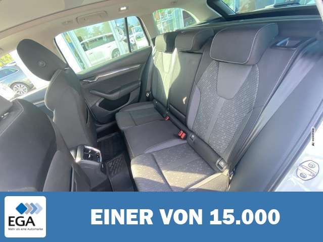 Skoda Octavia Combi 2.0 TDI STYLE AHK+PANORAMA+HEAD-UP