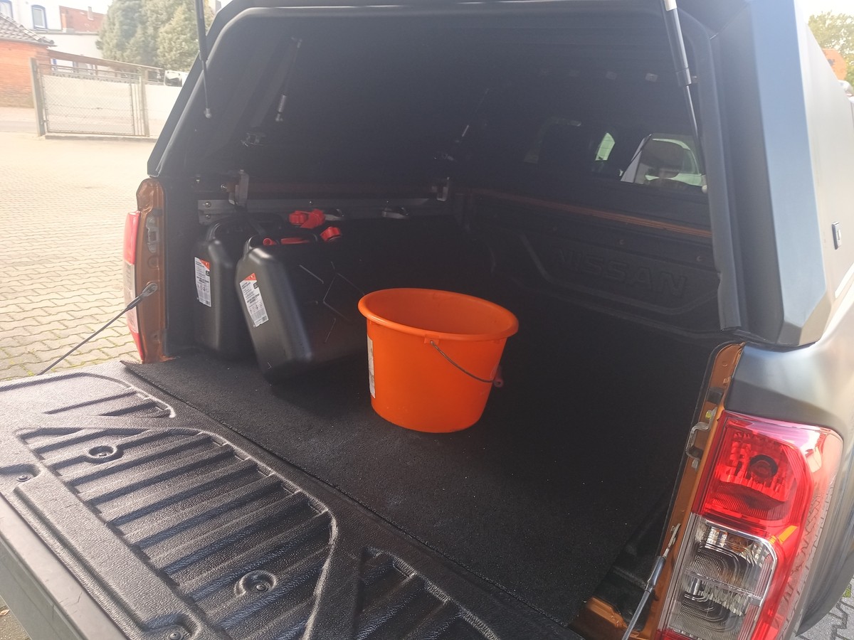 Nissan NP300 4x4 2.3 dCi Tekna Dubble Cab