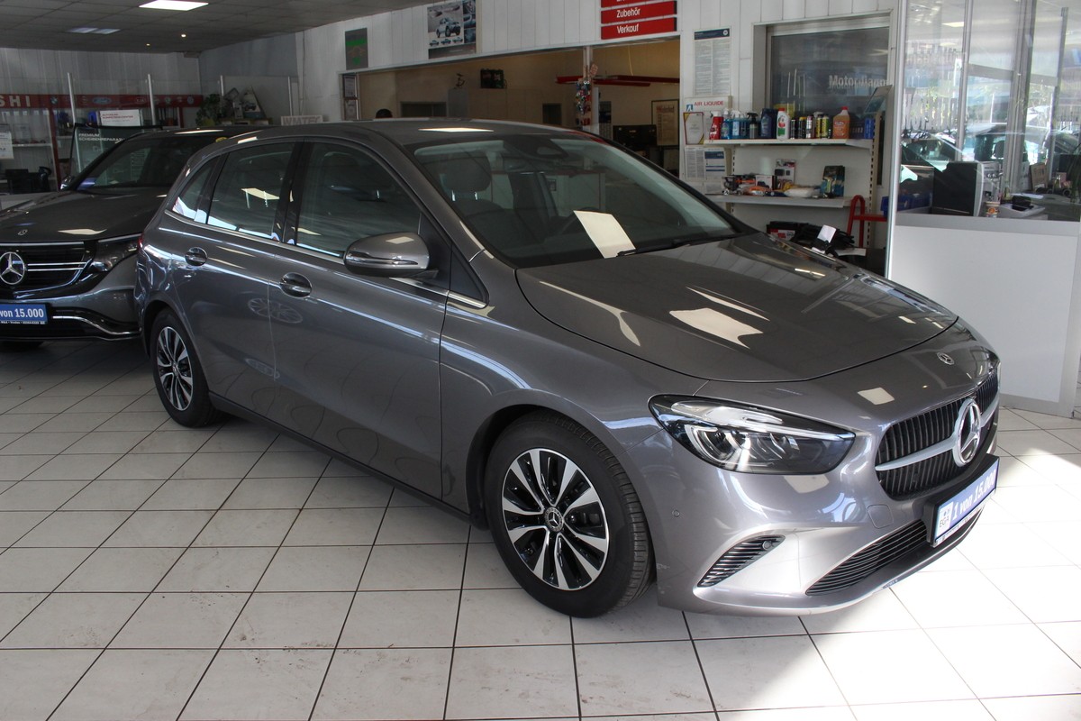 Mercedes-Benz B 180 LED LEDER NAVI